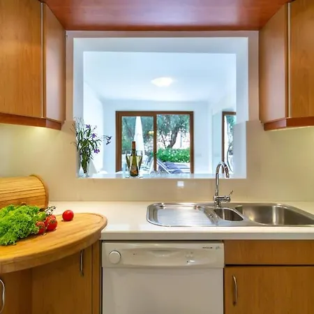 Likya- 5 Bedroom With Private Pool And Gardens Kalkan