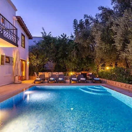 Villa Likya- 5 Bedroom With Private Pool And Gardens Kalkan