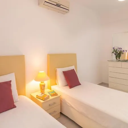 Likya- 5 Bedroom With Private Pool And Gardens Villa