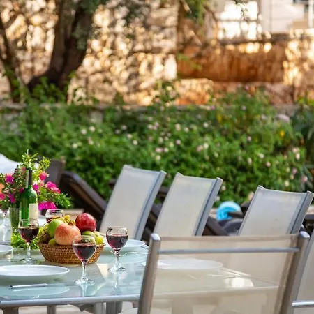 Villa Likya- 5 Bedroom With Private Pool And Gardens