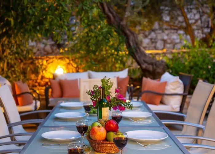 Likya- 5 Bedroom With Private Pool And Gardens * Kalkan